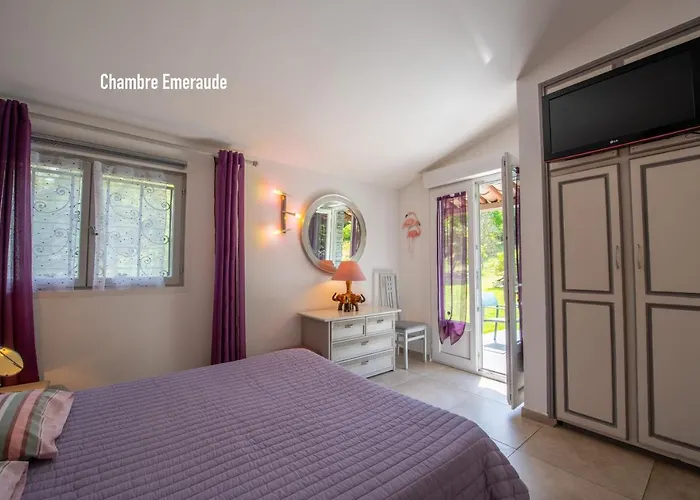 Le Joyau Du Golfe De St Tropez Bed & Breakfast Cogolin