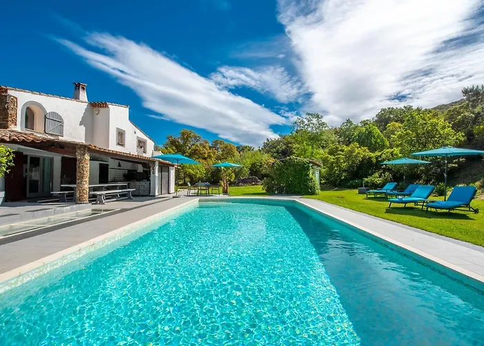 Le Joyau Du Golfe De St Tropez Bed & Breakfast Cogolin